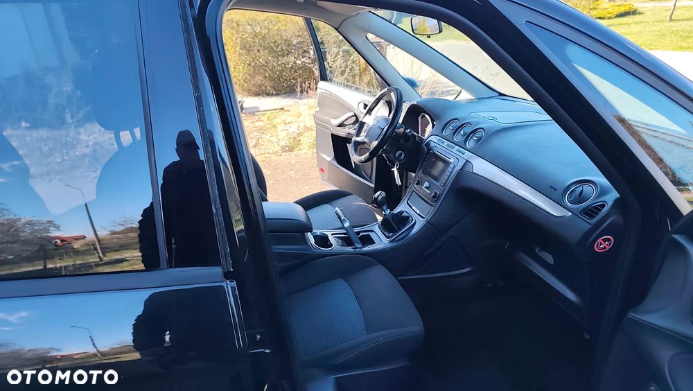 Ford Galaxy 2.0 TDCi Ghia - 20