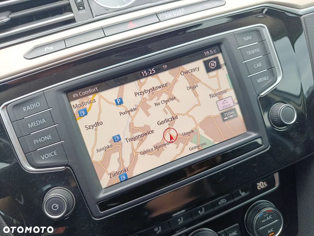 Volkswagen Passat 2.0 TDI SCR 4Motion DSG Elegance - 19