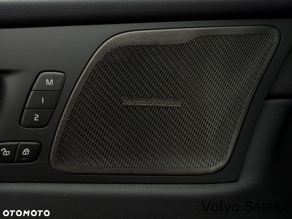 Volvo XC 60 - 24