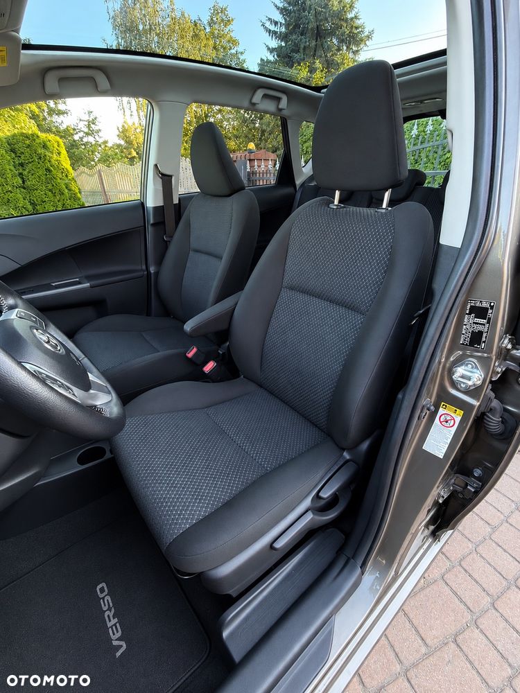 Toyota Verso S 1.33 Premium - 8
