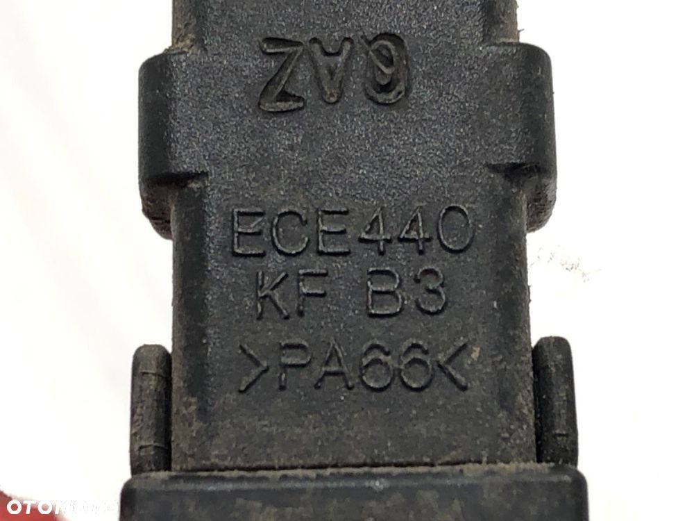 PRZEWÓD ABS TYŁ PRAWY - 86.00 PLN - KIA STONIC (YB) 2017 - 2022 1.0 T-GDi 74 kW [101 KM] benzyna - 4