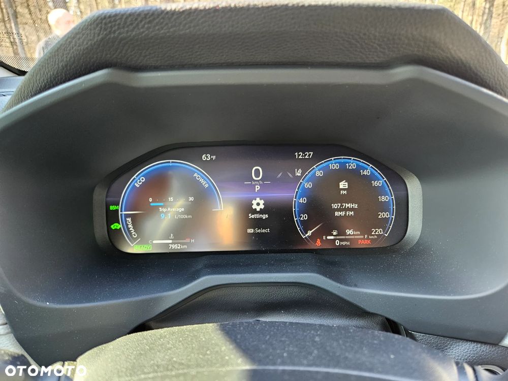 Toyota RAV4 2.5 Hybrid Black Edition by JBL 4x4 - 34