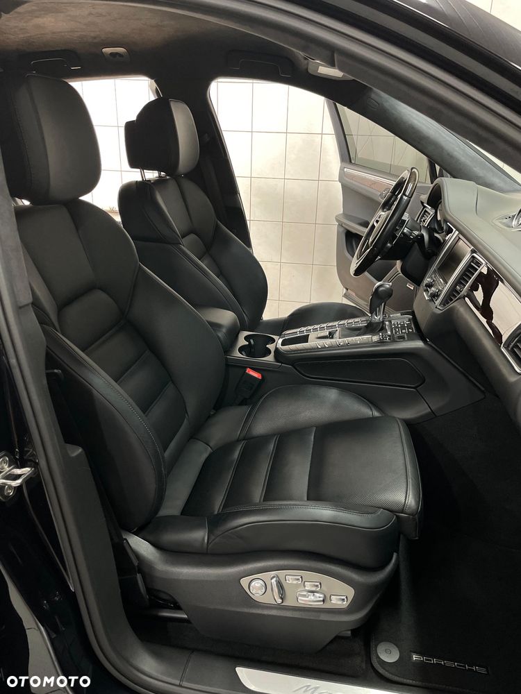 Porsche Macan Turbo PDK - 14