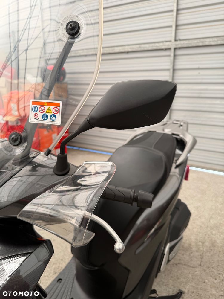 Honda SH - 18