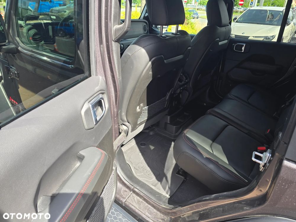 Jeep Wrangler Unlimited GME 2.0 Turbo Rubicon - 17