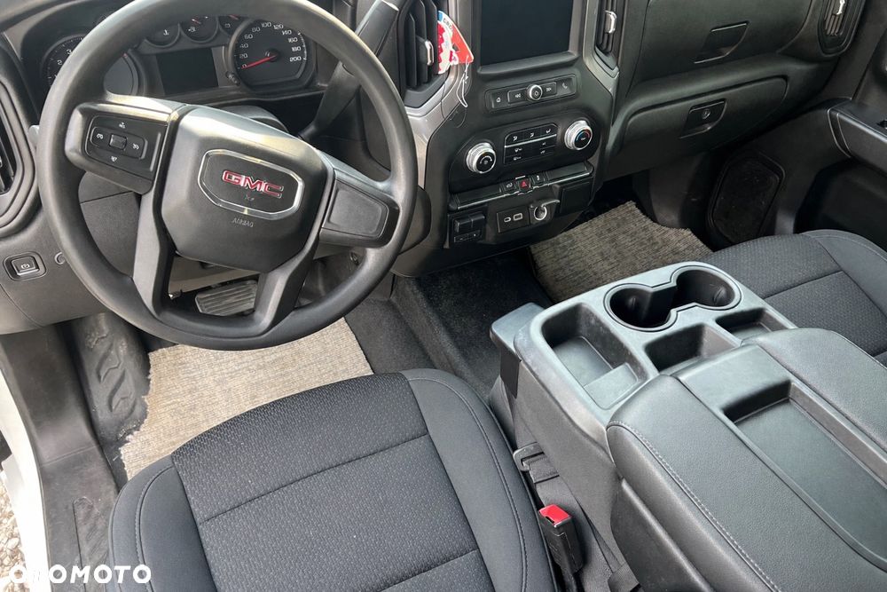 GMC Sierra - 9