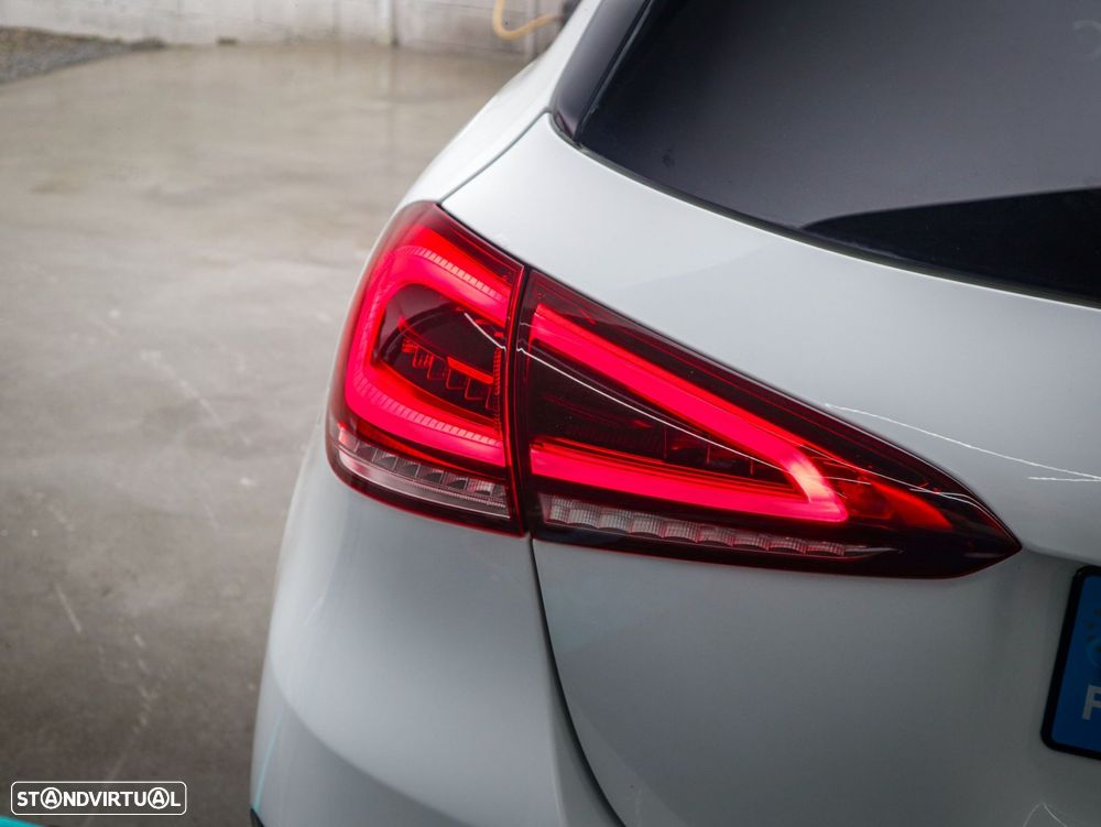 Mercedes-Benz A 250 e 8G-DCT Edition AMG Line - 6