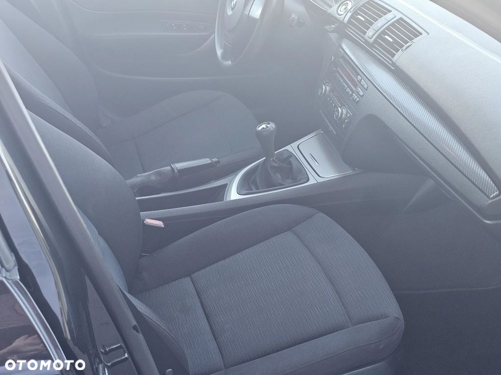 BMW Seria 1 118d DPF Edition Sport - 15