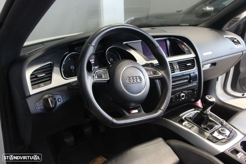 Audi A5 Cabrio 2.0 TDi S-line - 8