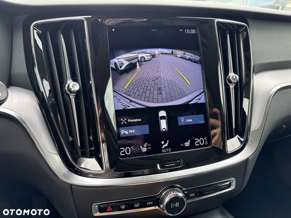 Volvo V60 B3 B Momentum Pro - 24