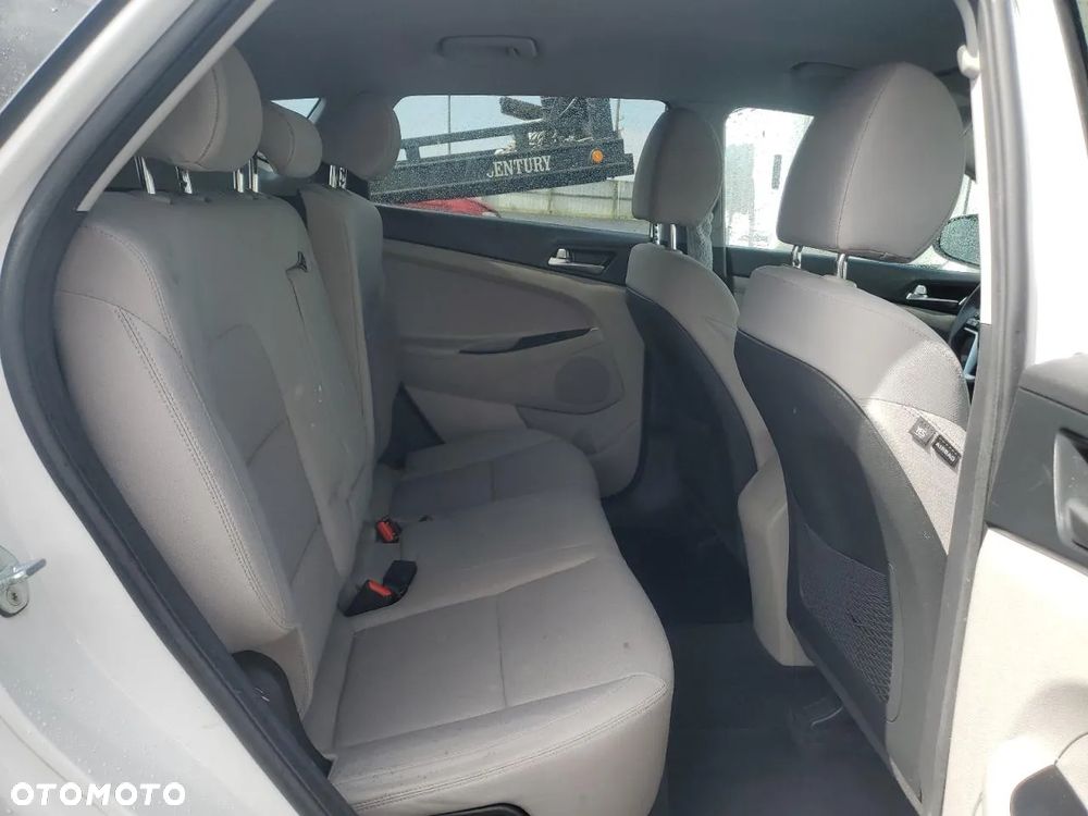Hyundai Tucson 1.6 GDi 2WD DCT Advantage+ - 10