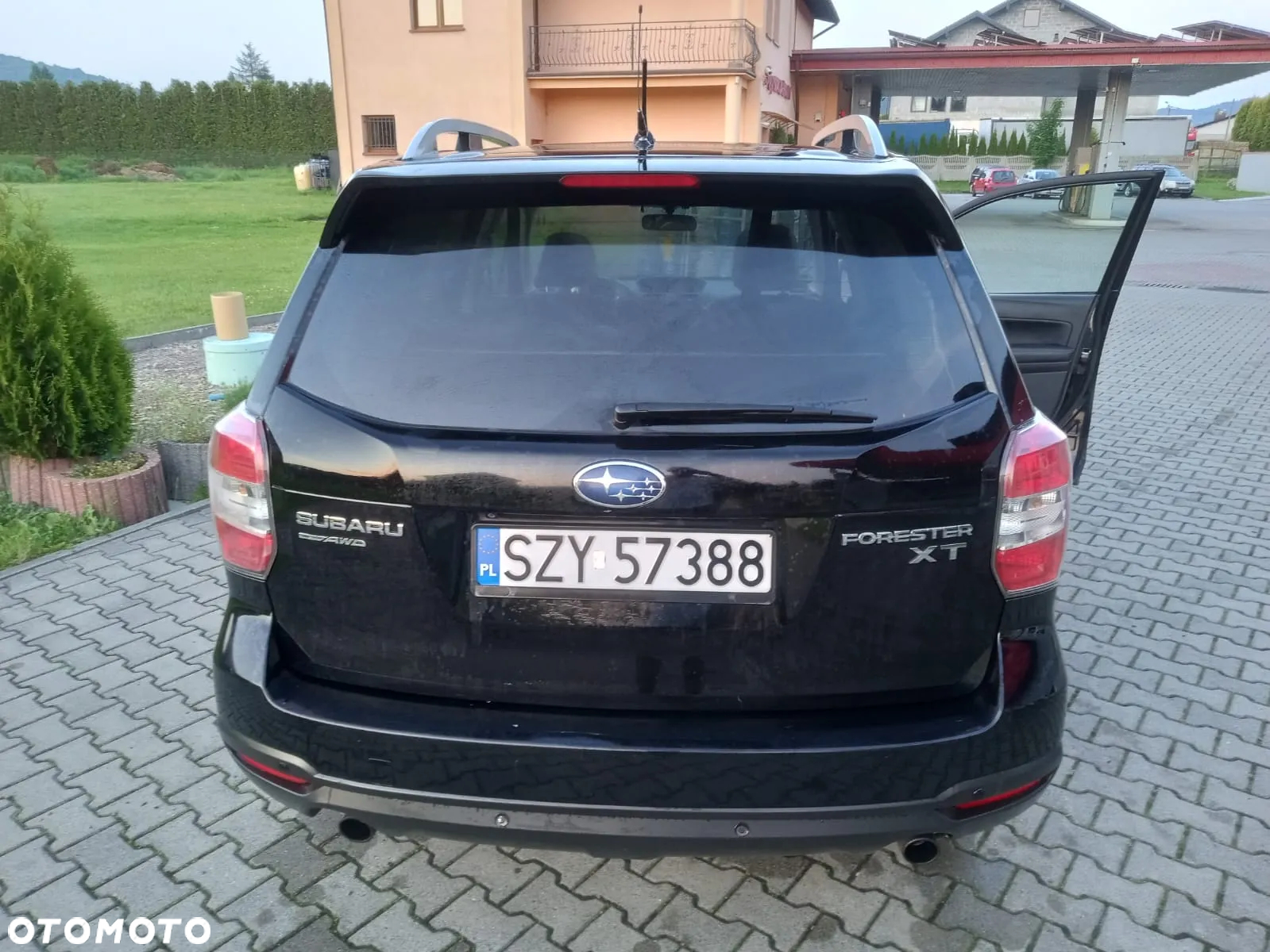 Subaru Forester 2.0XT Platinum Lineartronic - 11
