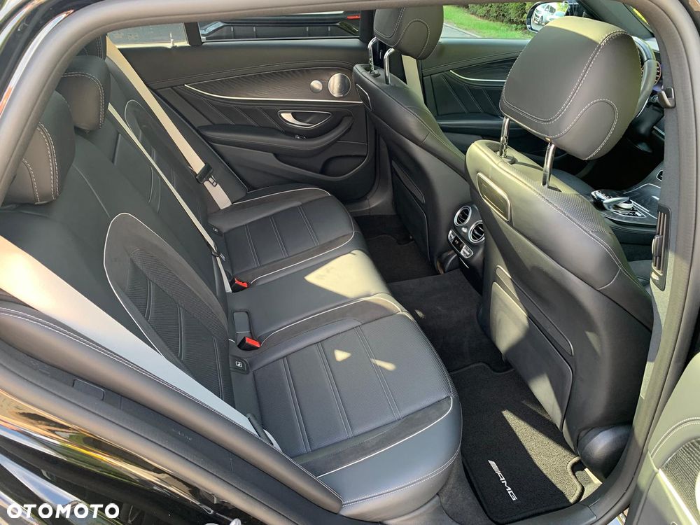 Mercedes-Benz Klasa E AMG 63 S 4Matic+ 9G-TRONIC - 21