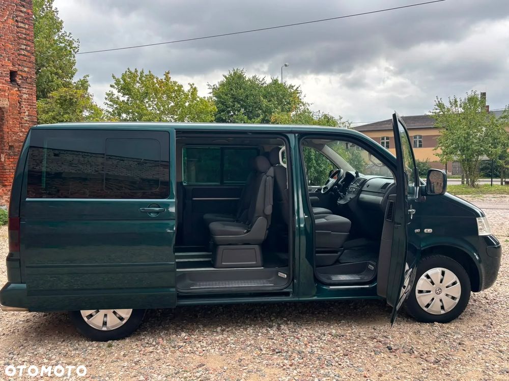 Volkswagen Multivan - 4