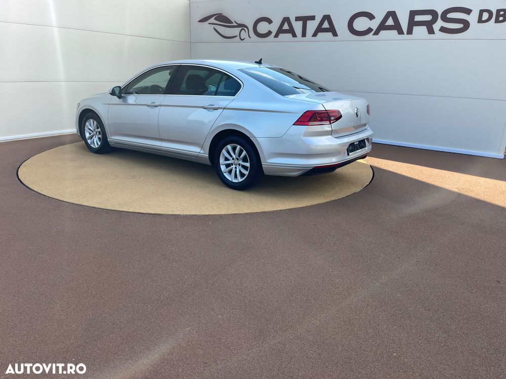 Volkswagen Passat 1.5 TSI OPF DSG Business - 9