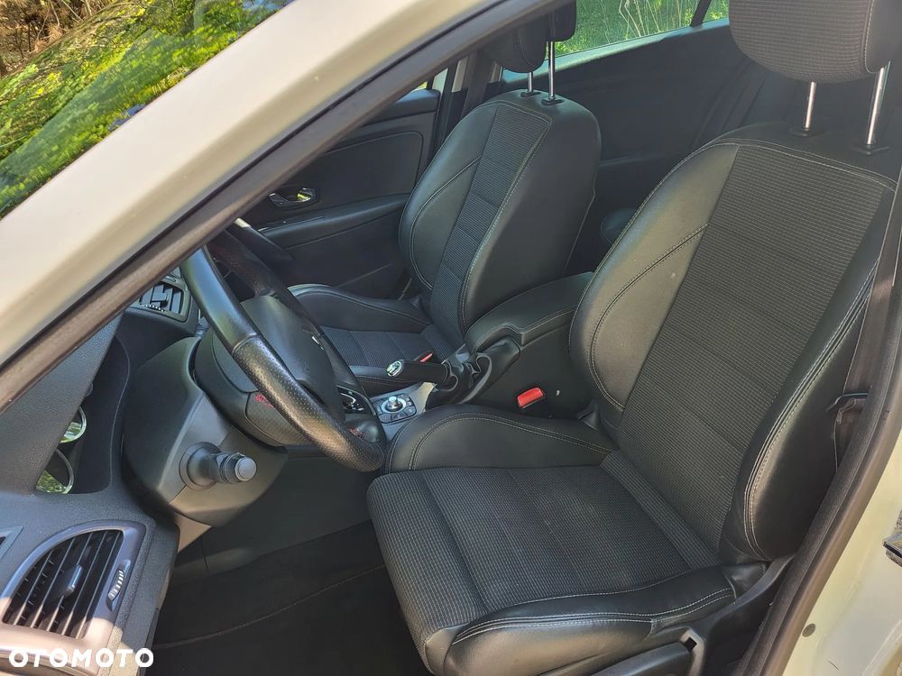 Renault Megane GT 220 - 14