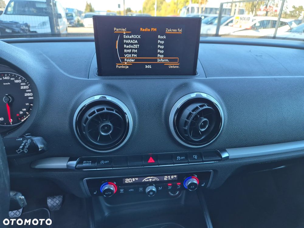 Audi A3 3-drzwiowe 1.4 TFSI S line Sportpaket - 35