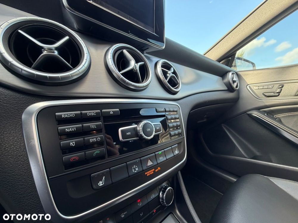 Mercedes-Benz CLA - 30