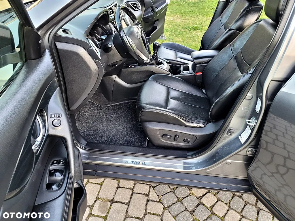 Nissan X-Trail 1.6 DCi Tekna 2WD - 17
