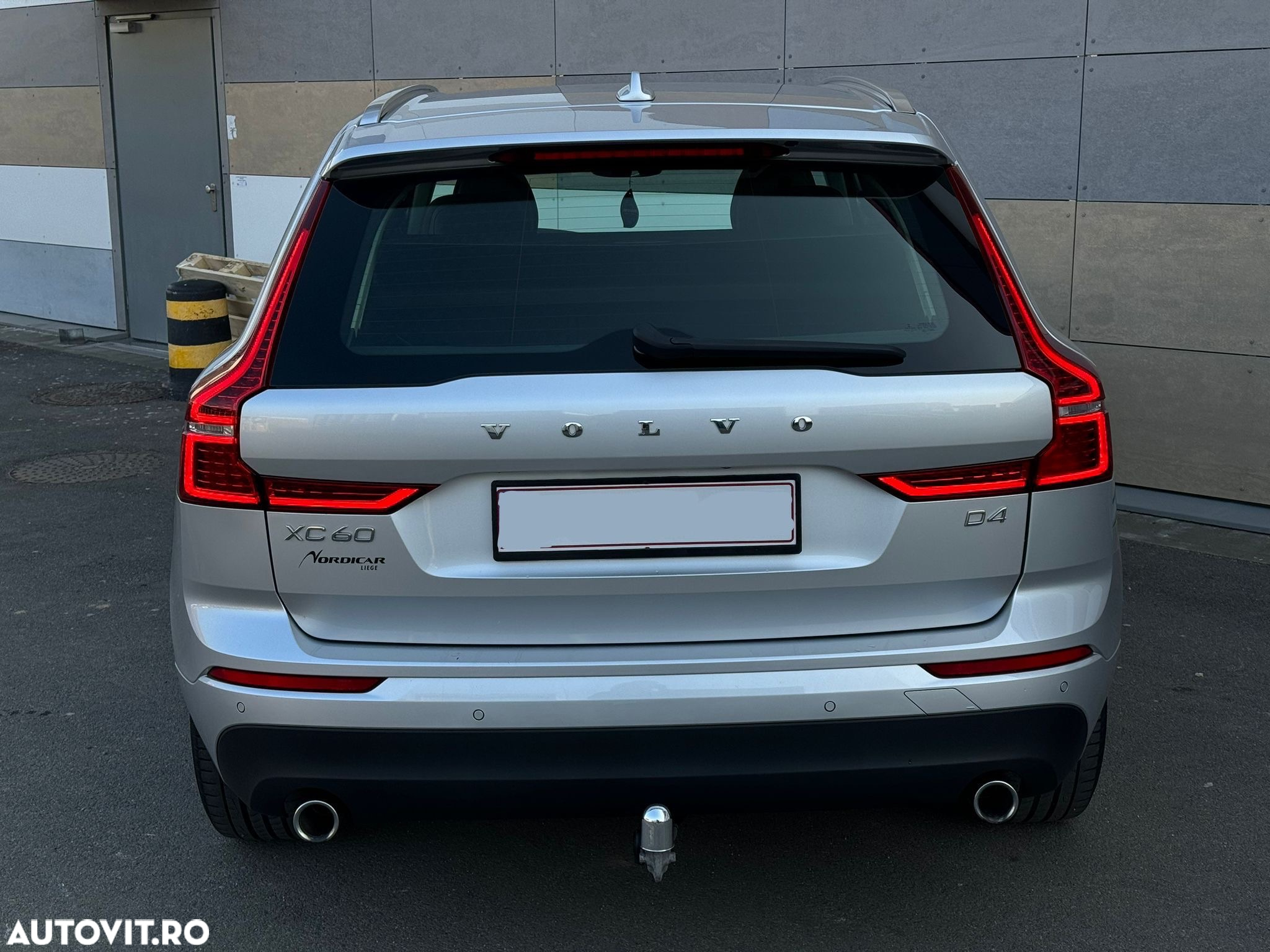 Volvo XC 60 D4 Geartronic Momentum Pro - 7