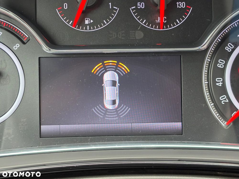 Opel Insignia 1.4 T Cosmo S&S - 25