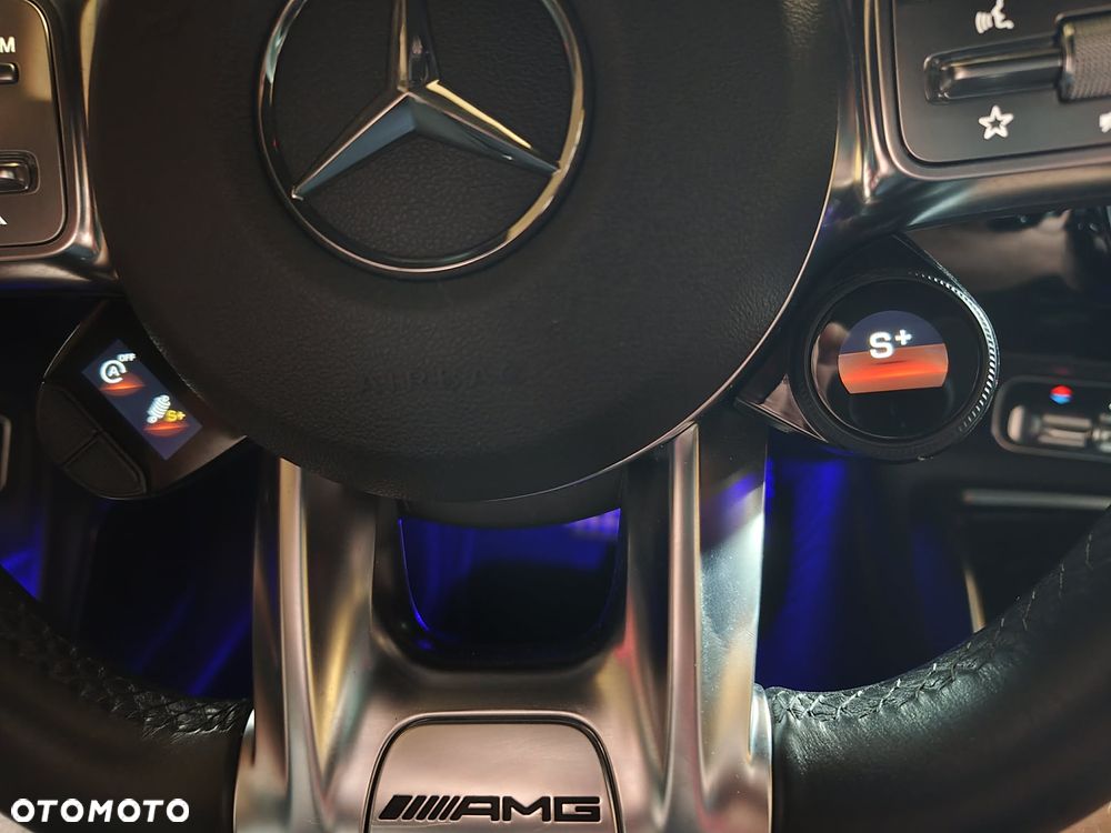Mercedes-Benz CLA - 23