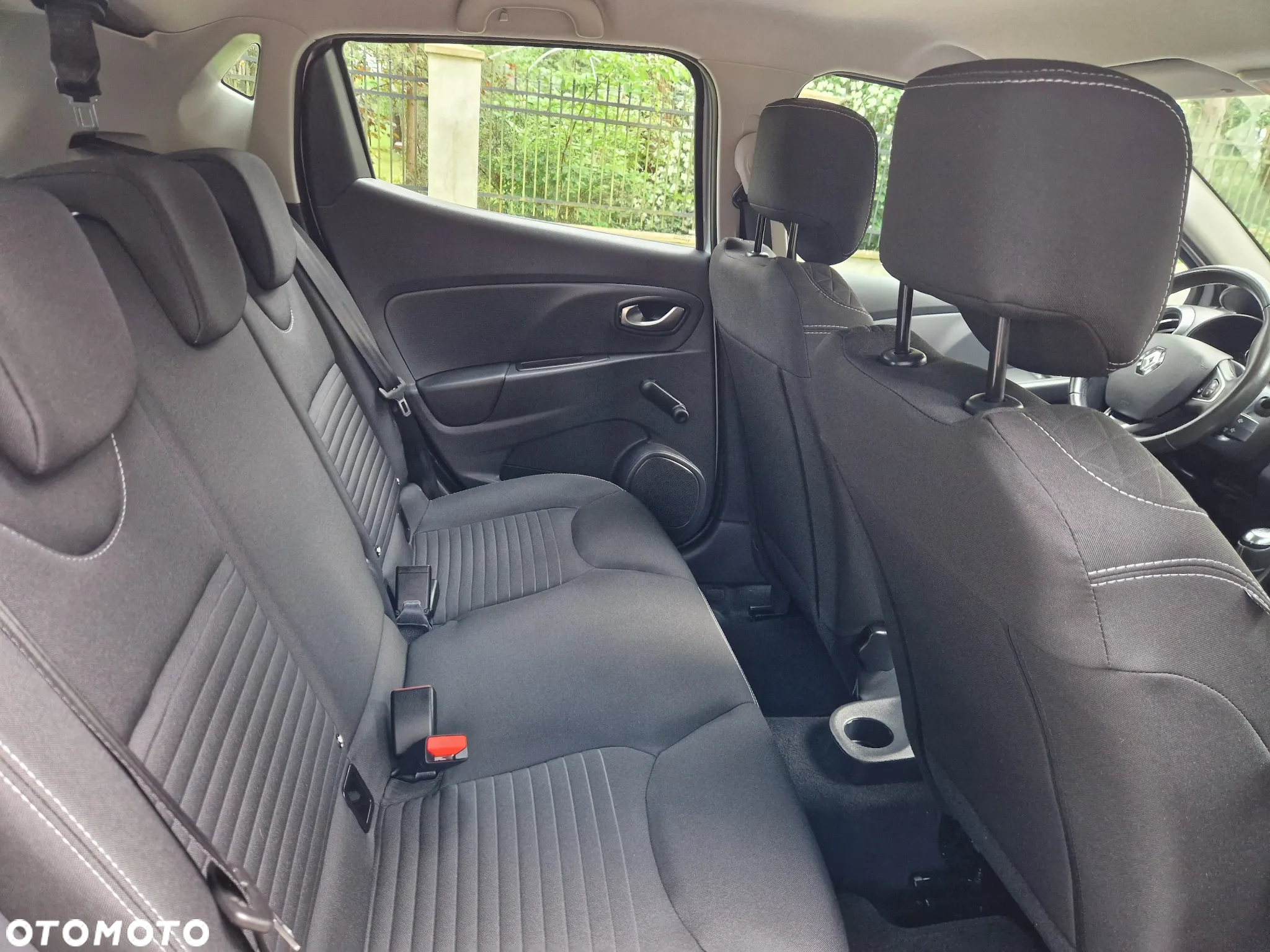 Renault Clio 1.2 16V Limited EU6 - 40