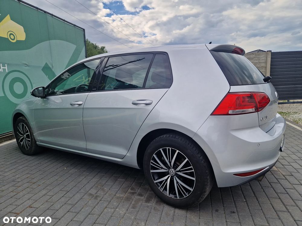 Volkswagen Golf 1.2 TSI BlueMotion Technology Allstar - 27
