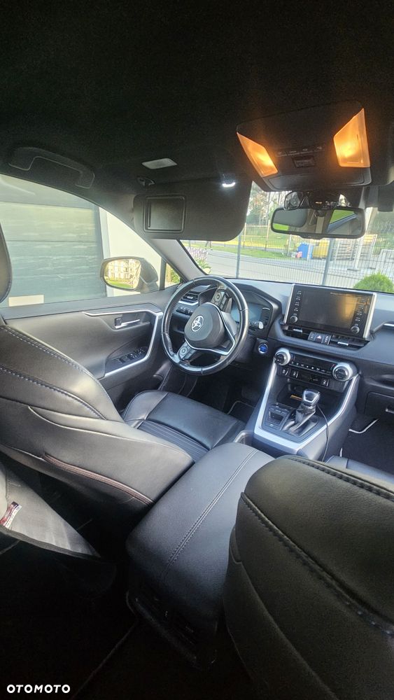 Toyota RAV4 - 4