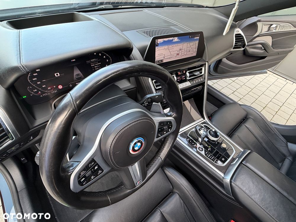 BMW Seria 8 840i xDrive - 16