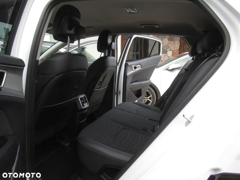 Kia Sportage 1.6 T-GDI HEV Business Line 4WD - 9