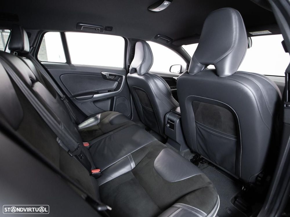 Volvo V60 D6 Twin Engine Geartronic RDesign - 11