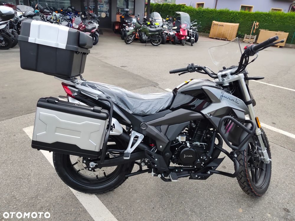 Junak RX One - 8