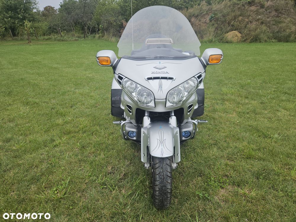 Honda GL - 11
