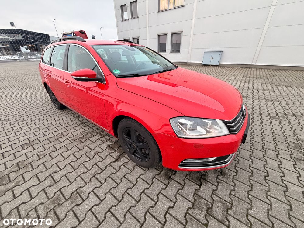 Volkswagen Passat Variant 2.0 TDI DPF Sportline - 19