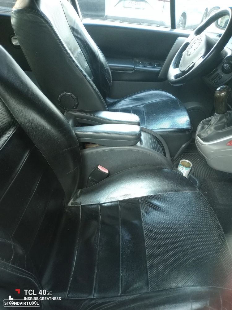 Renault Scénic 1.5 dCi Confort Dynamique - 4
