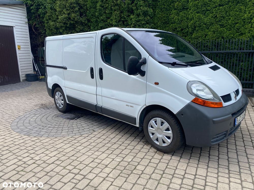 Renault Trafic - 1