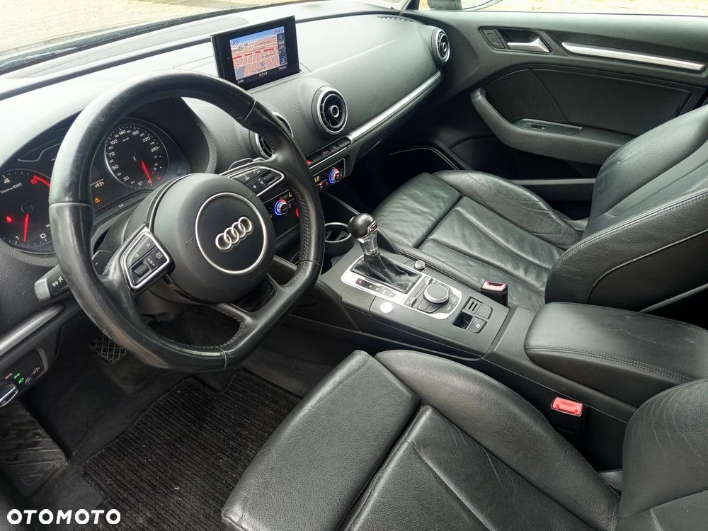 Audi A3 Sportback - 16