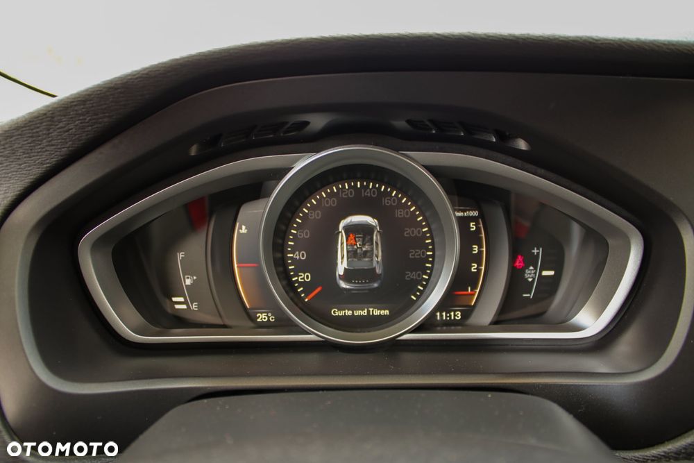 Volvo V40 Cross Country D3 - 38