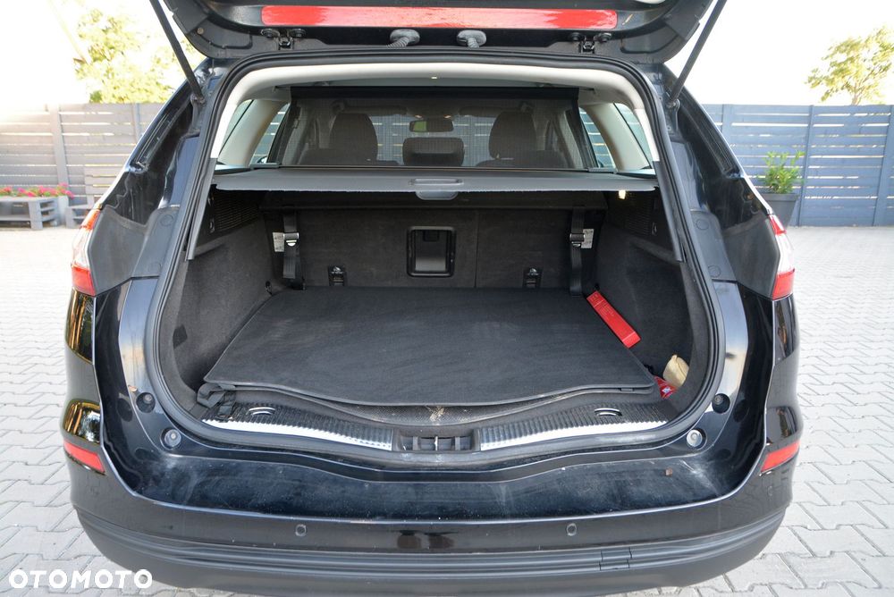 Ford Mondeo - 8