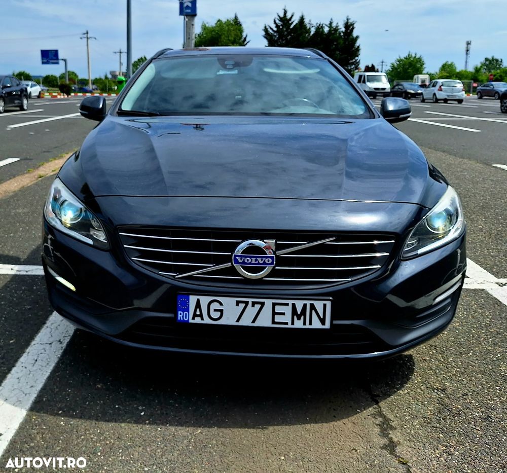 Volvo V60 D4 Geartronic Momentum - 16