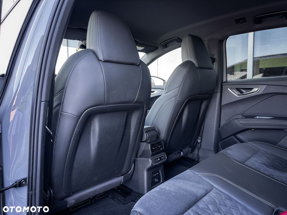 Audi Q4 e-tron - 39