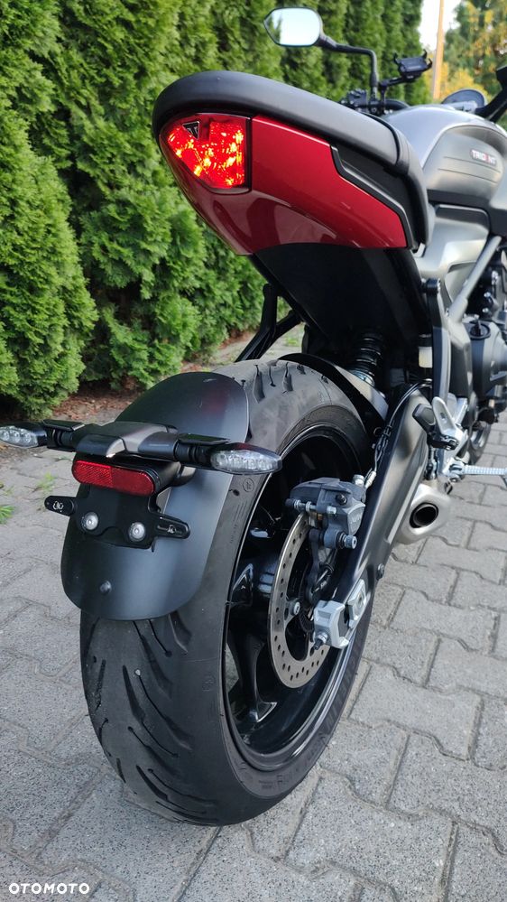 Triumph Trident - 7