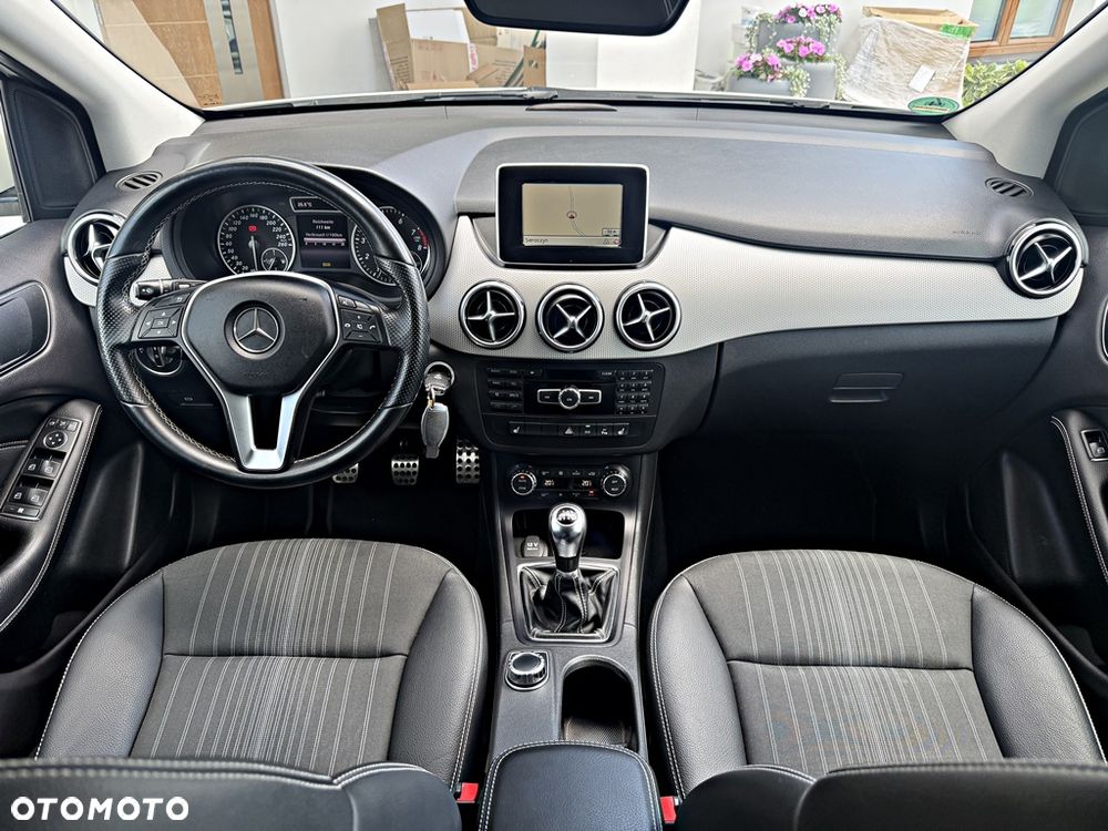 Mercedes-Benz Klasa B 200 BlueEFFICIENCY Edition 1 - 26
