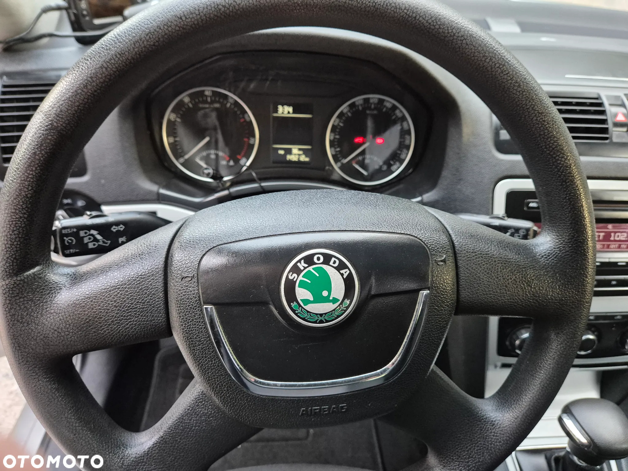 Skoda Octavia Combi 1.6 Automatik IMPULS EDITION - 17