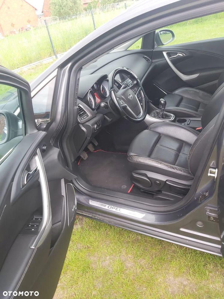 Opel Astra 1.4 Turbo Cosmo - 22