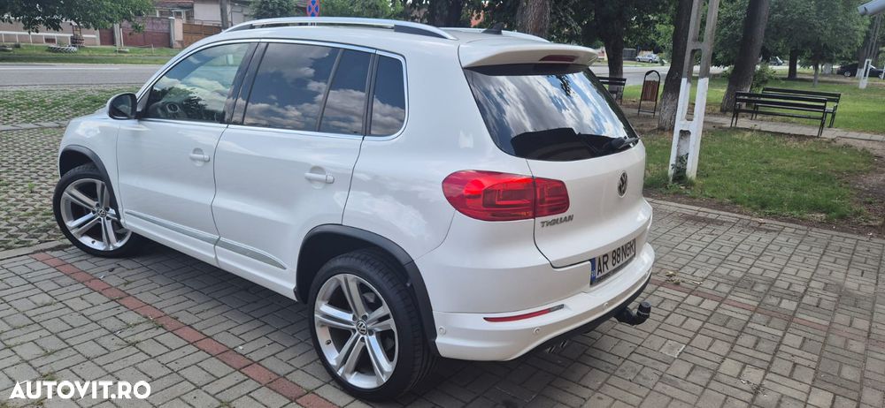 Volkswagen Tiguan - 4