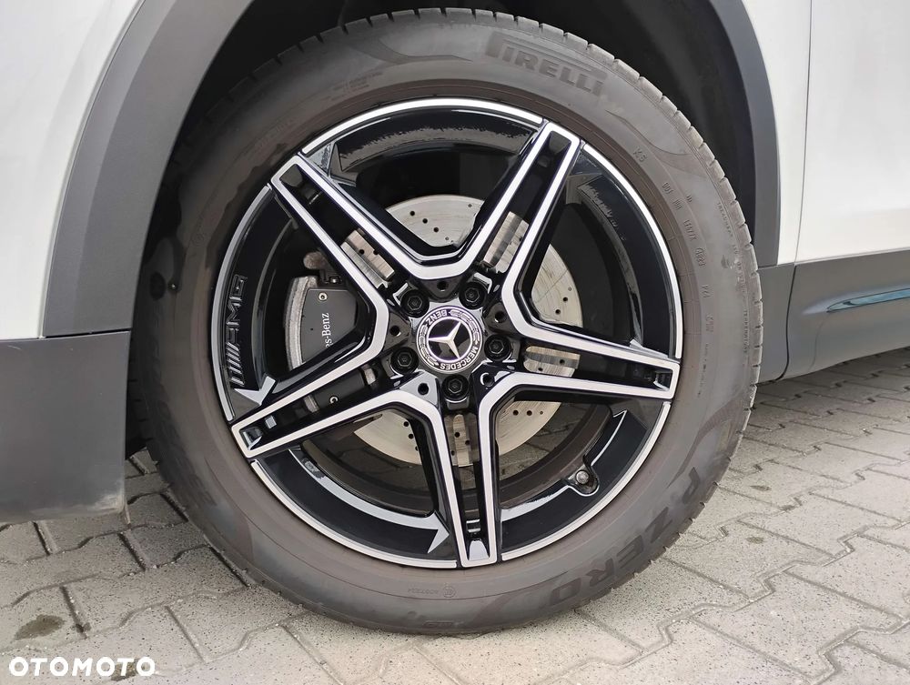 Mercedes-Benz GLB 200 mHEV AMG Line 7G-DCT - 24