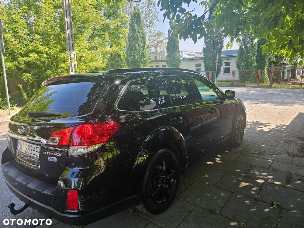 Subaru Legacy - 11