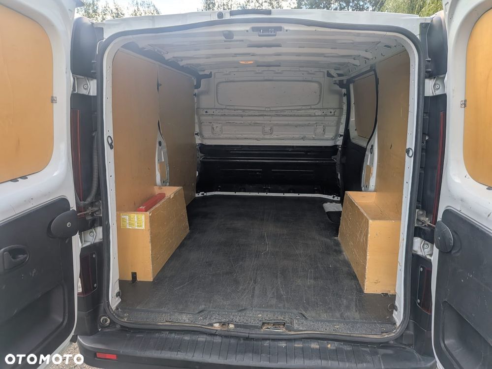 Renault TRAFIC - 6